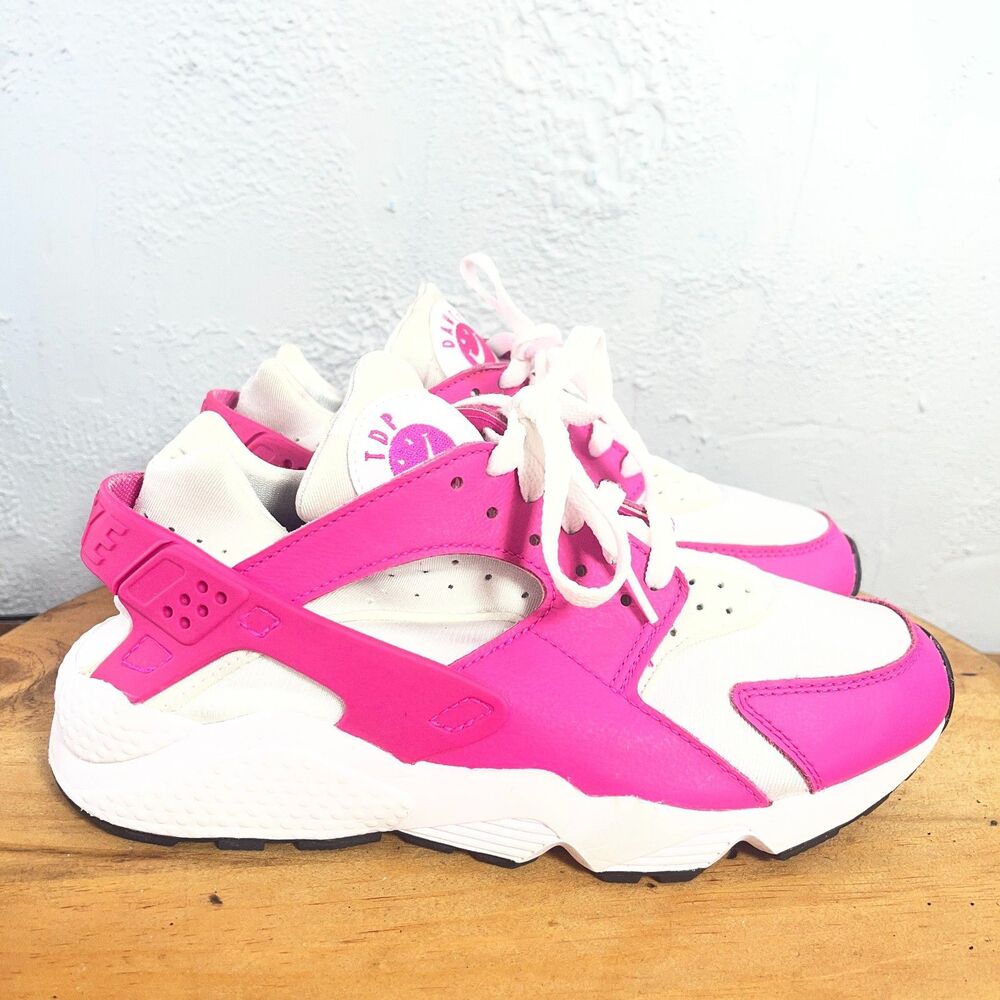 Nike Air Huarache Dance Sneakers Women 8 Pink Athletic Y2K Retro Comfort Walking